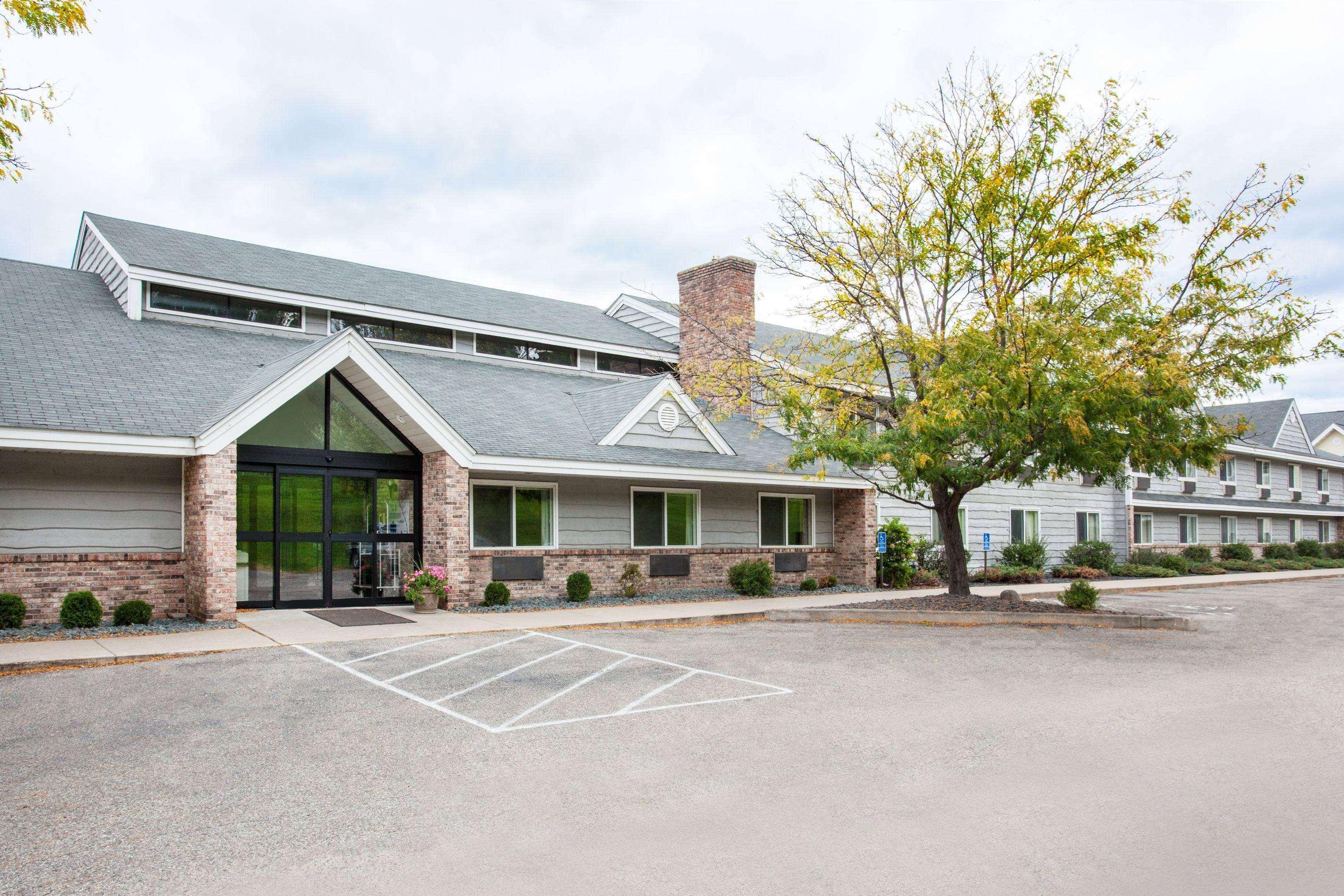 Americinn By Wyndham Red Wing Exterior photo